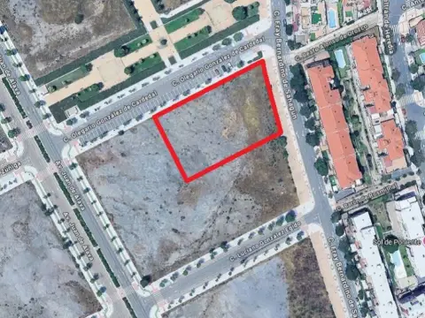 Terreno en calle de Fray Bernardino de Sahagun
