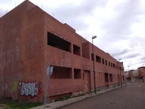 Edificio en calle de Manuel Antón Martín