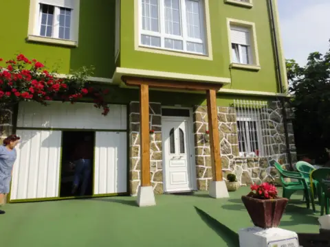 Casa en Avenida de Cantabria