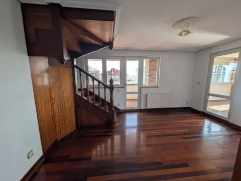 Dúplex en calle de Manuel González Hoyos