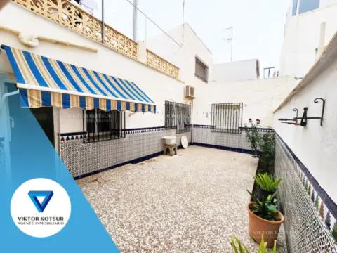 Casa adosada en Aguadulce Sur