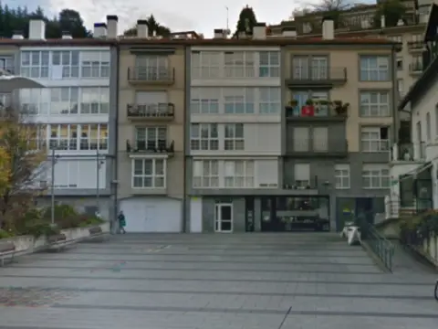 Piso en calle de Itur, 2