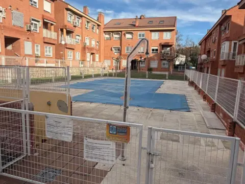 Dúplex en Las Retamas-Prado Santo Domingo-Ensanche Sur