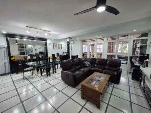 Chalet adosado en Paseo de la Estación