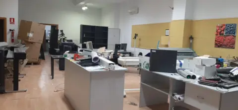 Local comercial en Carrer de les Torres de Sanui
