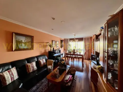 Piso en calle Amado Carballo