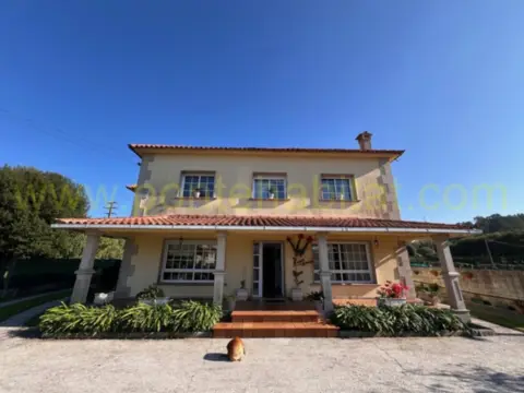 Casa en calle Salcedo