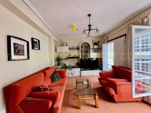 Piso en calle de la Peregrina