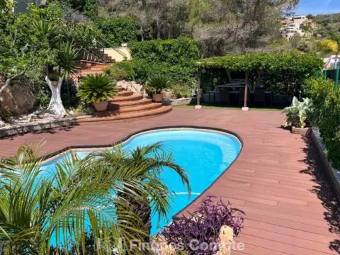 Chalet unifamiliar en Carrer de Goya