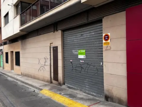 Local comercial en Carrer del Cronista Cervero