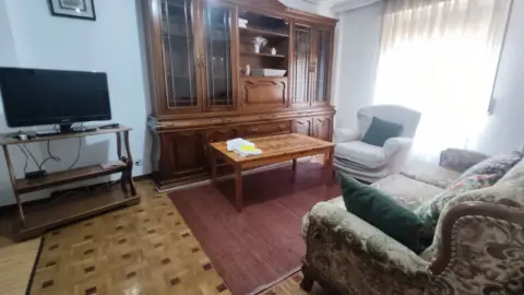Piso en Avenida de Villamayor