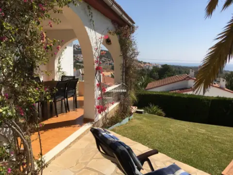 Chalet en calle de Gregal, 17