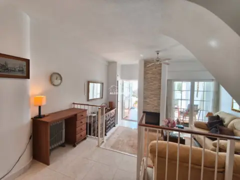 Casa adosada en calle Torrebadum, nº 3