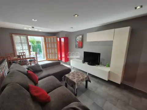 Casa adosada en Camino de Atall, 50