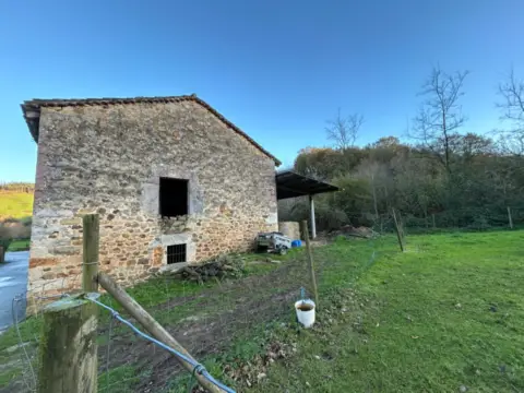 Casa rústica en Barrio de Llanos Regata