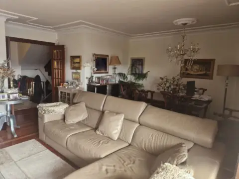 Chalet adosado en calle de Francisco Cáceres