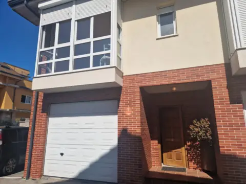 Chalet pareado en Avenida de Cantabria