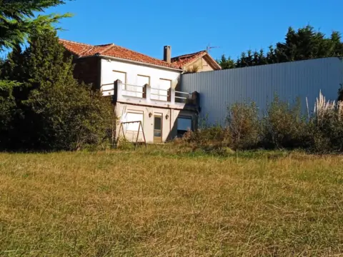 Casa unifamiliar en calle Ponderosa