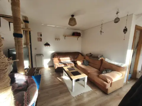 Piso en calle Trece Rosas