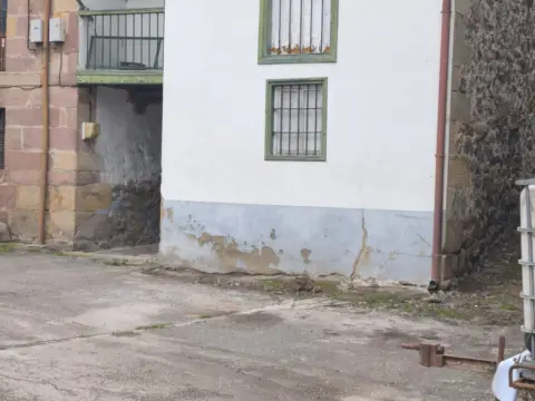 Casa pareada en Barrio Villayuso