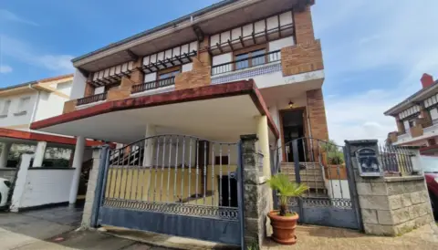 Chalet adosado en calle de Pedro Velarde