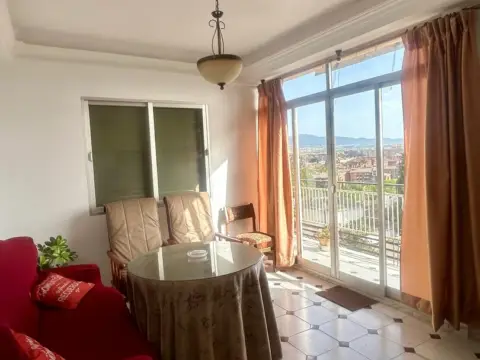 Piso en calle de Santiago, 73