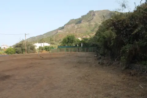 Terreno en calle Manolito El Cartero, nº 1