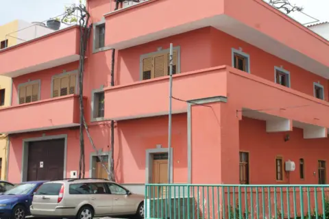 Casa en calle La Parada
