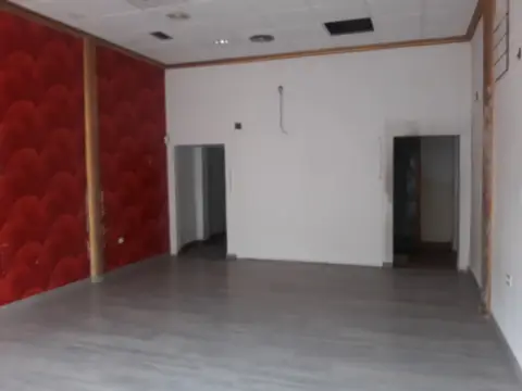 Local comercial en calle de La Rambla de la Mancha