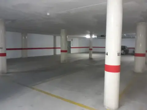 Garaje en Avenida de Ayora, 31