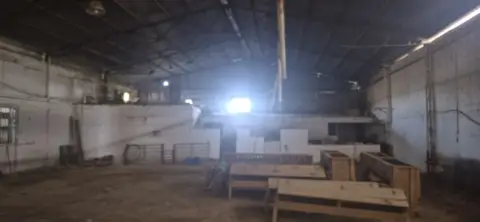 Nave comercial en calle del Canto, 156