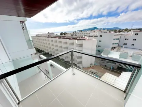 Dúplex en Avenida Pedro Matutes Noguera