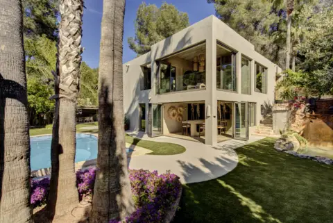 Casa en Carrer Bienvenida