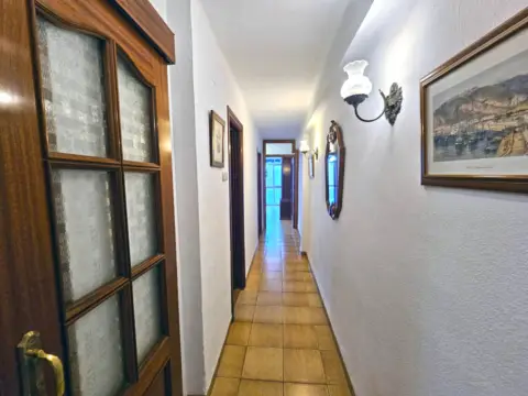 Piso en calle de Alfambra