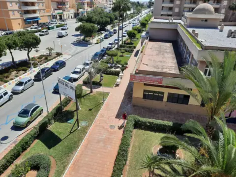 Piso en Urbanización Costa del Oro