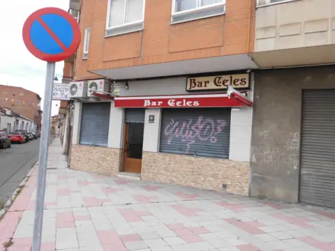 Local comercial en Avenida de los Antibióticos