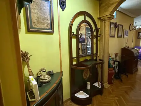 Piso en calle de Federico Echevarría