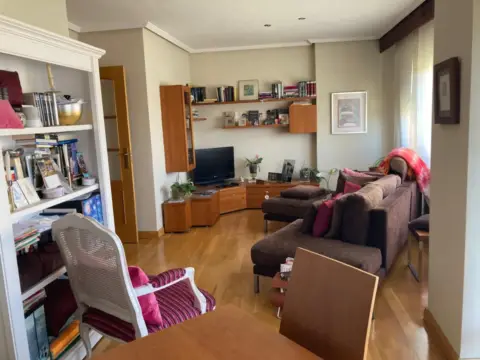 Piso en calle de la Cruz Roja de León