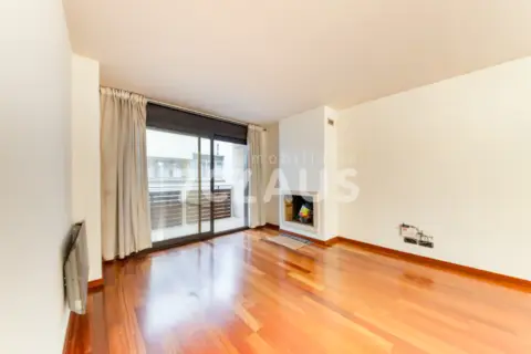 Piso en calle Isabelle Sandy