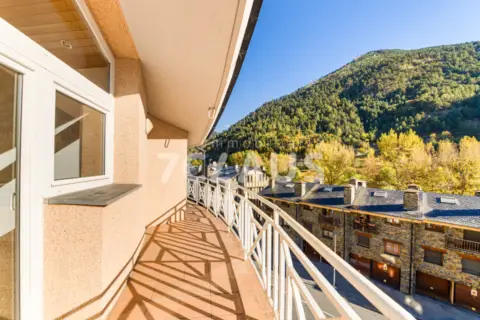 Ático en Avenida de La Cortinada