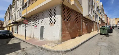 Local comercial en calle de Alcántara