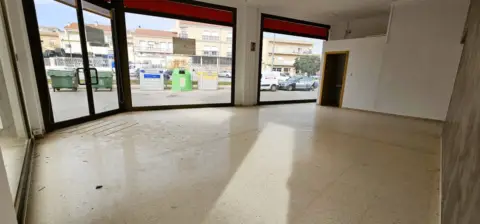 Nave industrial en Avenida Juan Carlos I, 120