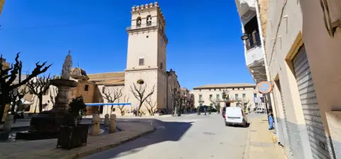 Casa adosada en calle del General Aznar, 5