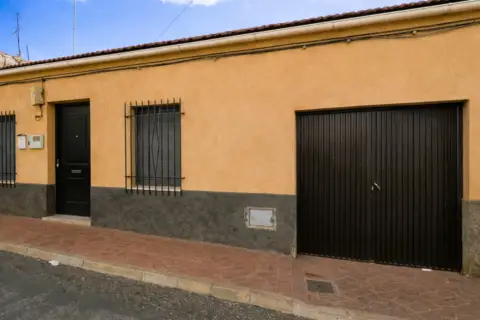 Casa adosada en Totana
