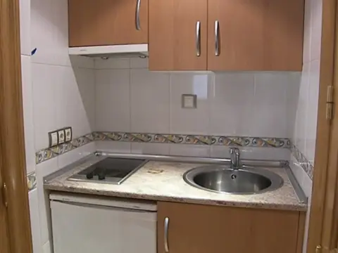 Estudio en calle Luis Salas Balust, nº 33
