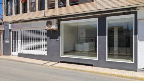 Local comercial en Carrer de Bélmez