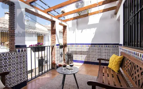 Casa pareada en calle Barrichuelo Cartuja