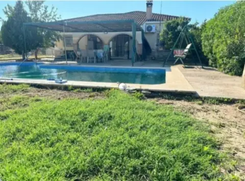 Chalet unifamiliar en Urbanización Torrecilla, 56