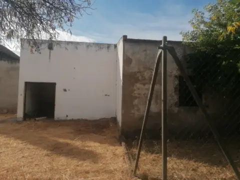 Chalet en Urbanización Camposol