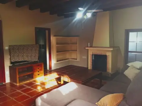Chalet unifamiliar en Avenida Tarazona
